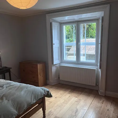 Spacious One Bed In The Centre Of Apartament *